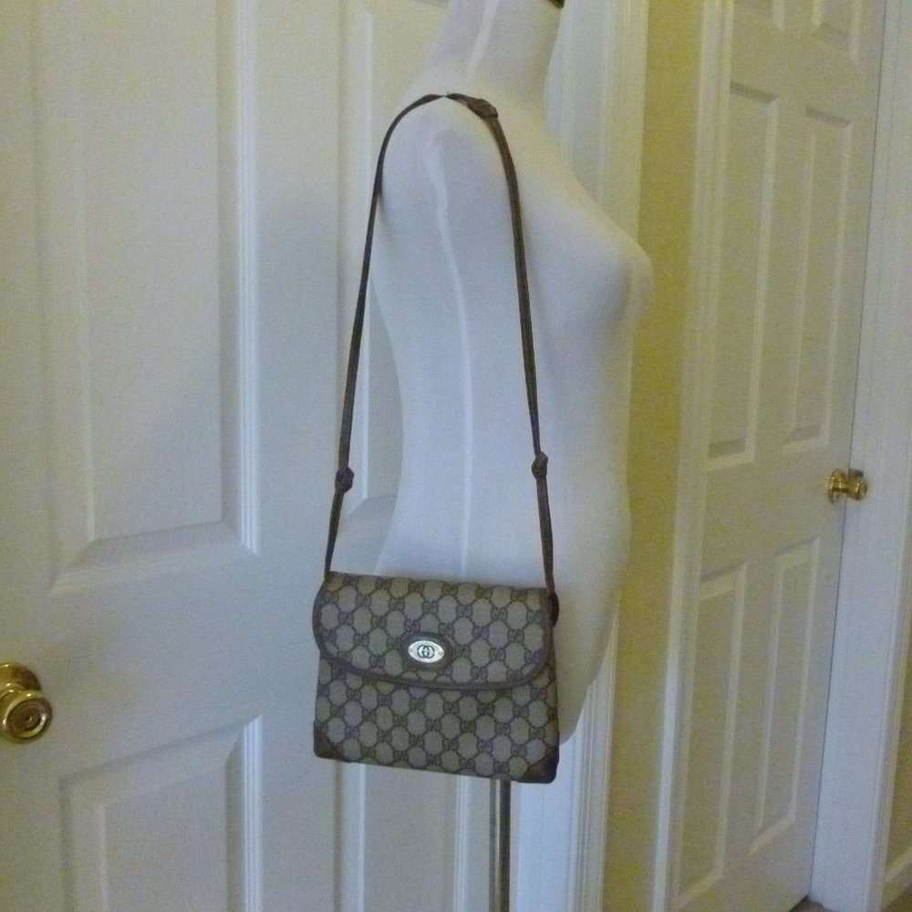 Gucci GG Web Supreme Flap Shoulder Bag - Picture 11 of 14